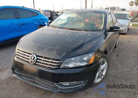 2013 Volkswagen Passat 2.0L Tdi Sel Premium from USA, damaged, VIN 1VWCN7A32DC109089